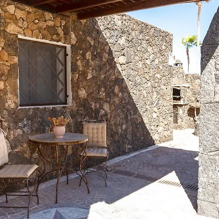La Golondrina - Froont Villa