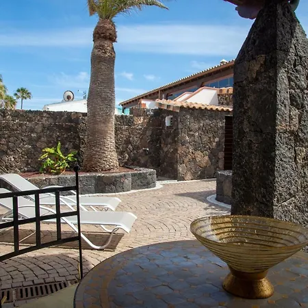Villa La Golondrina - Froont
